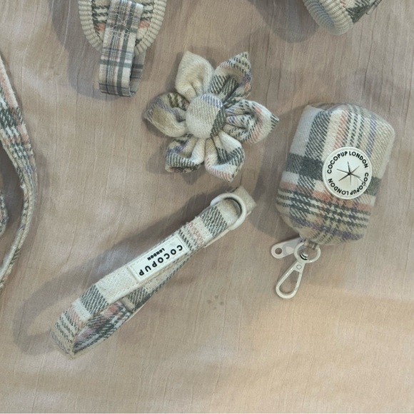 Cocopup Plaid Dog Harness Set - Picture 4 of 4